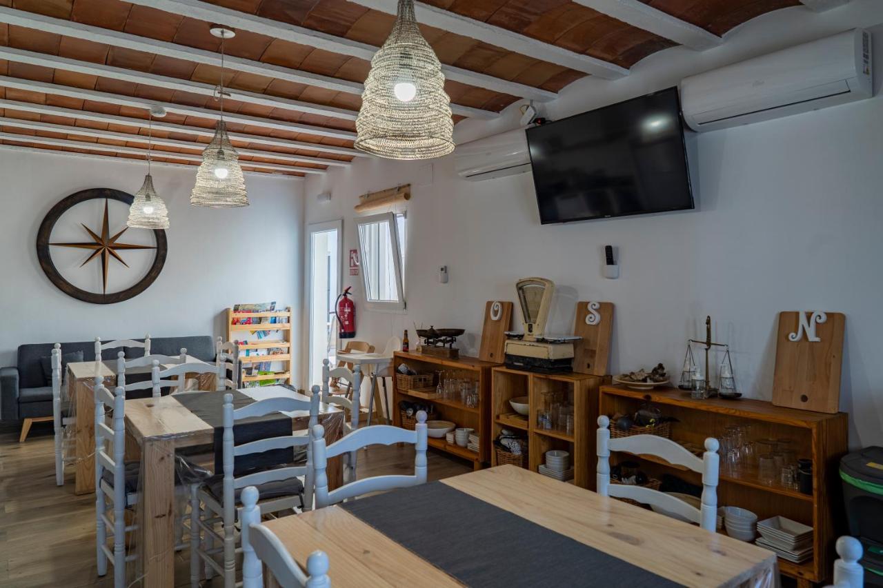 Hostal Cal Xot El Poble Nou del Delta Exterior foto