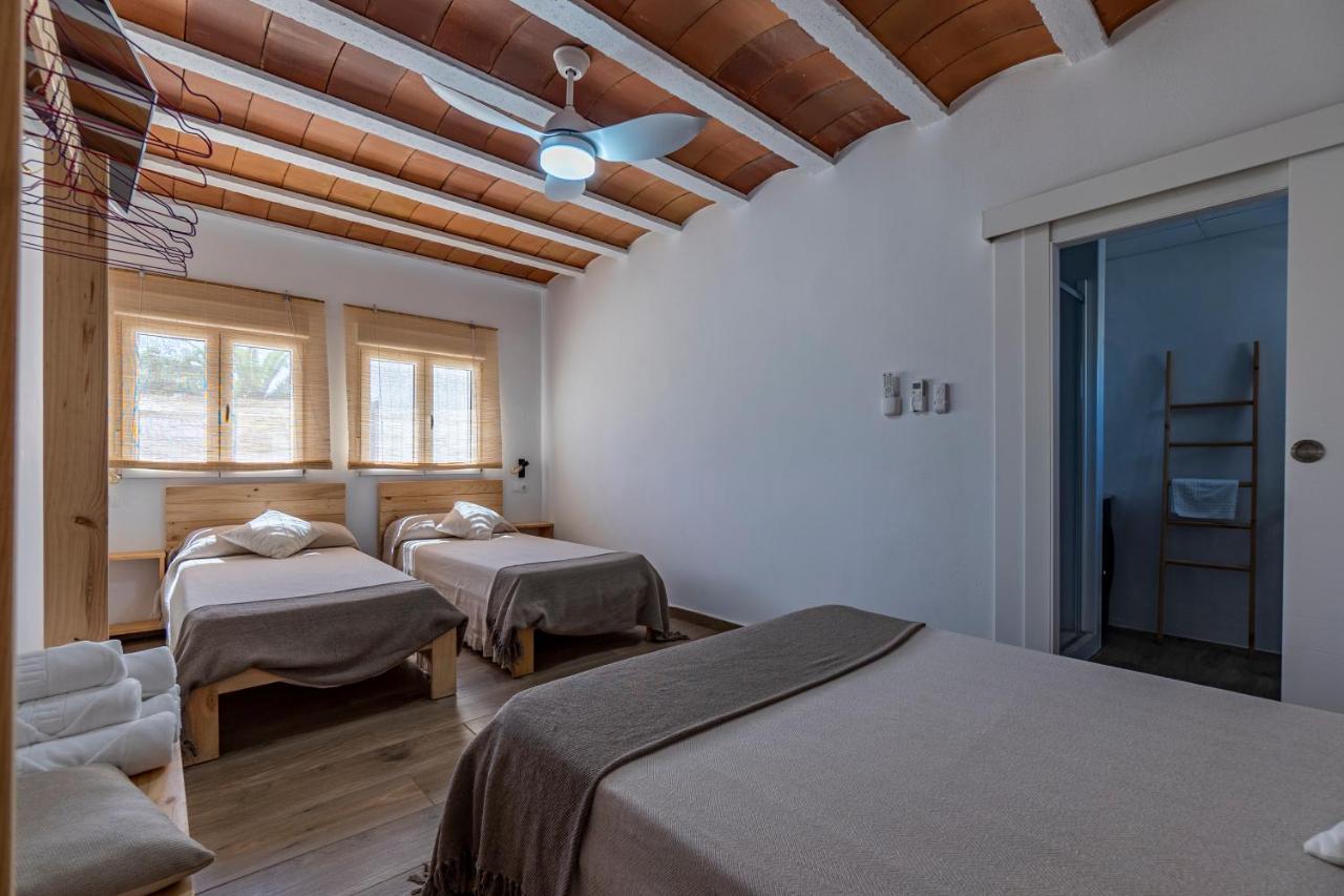 Hostal Cal Xot El Poble Nou del Delta Exterior foto
