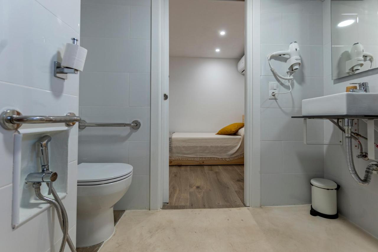 Hostal Cal Xot El Poble Nou del Delta Exterior foto
